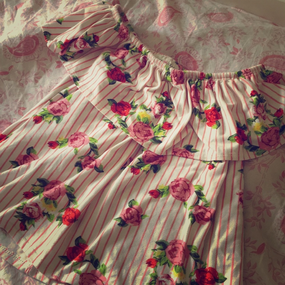 Cute , pink striped shirt, off the shoulders